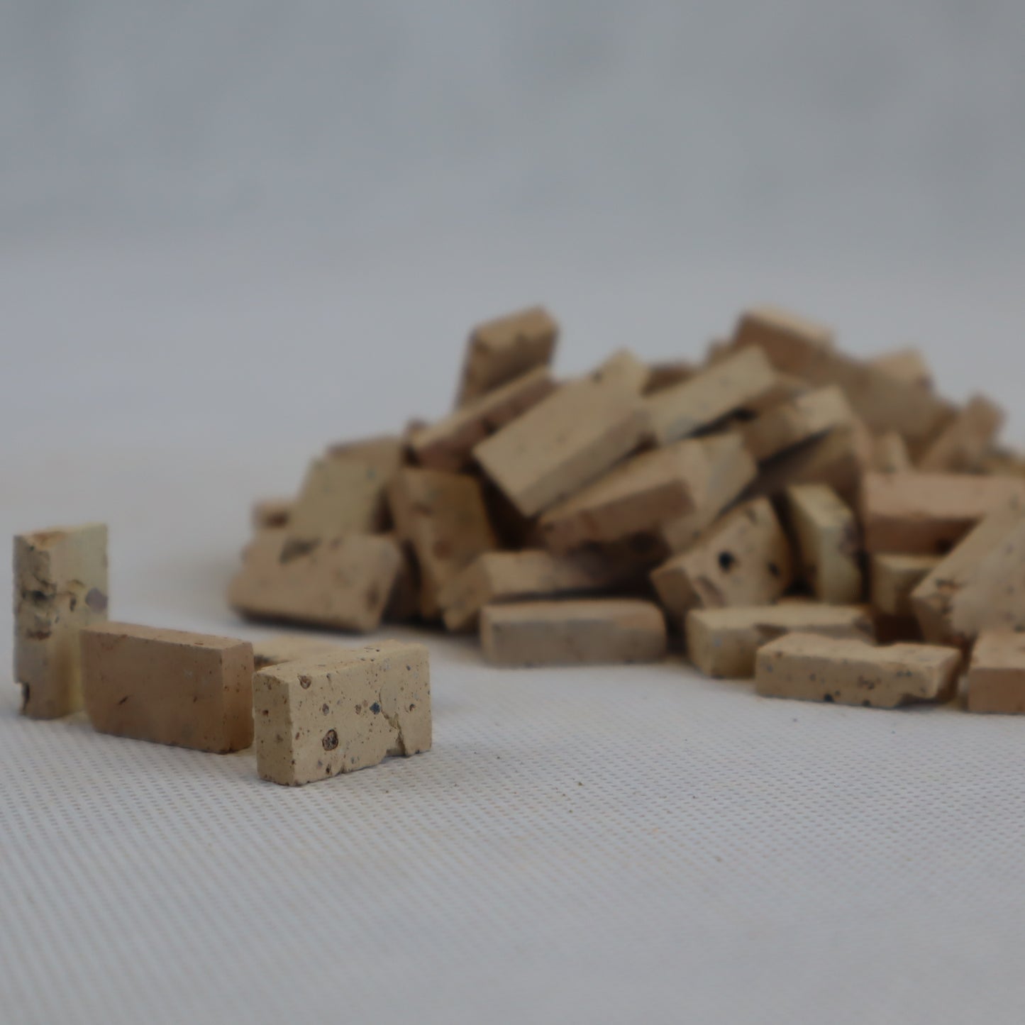 Blocchetti di Tufo 2×1 cm – Effetto Antico per Diorami e Presepi