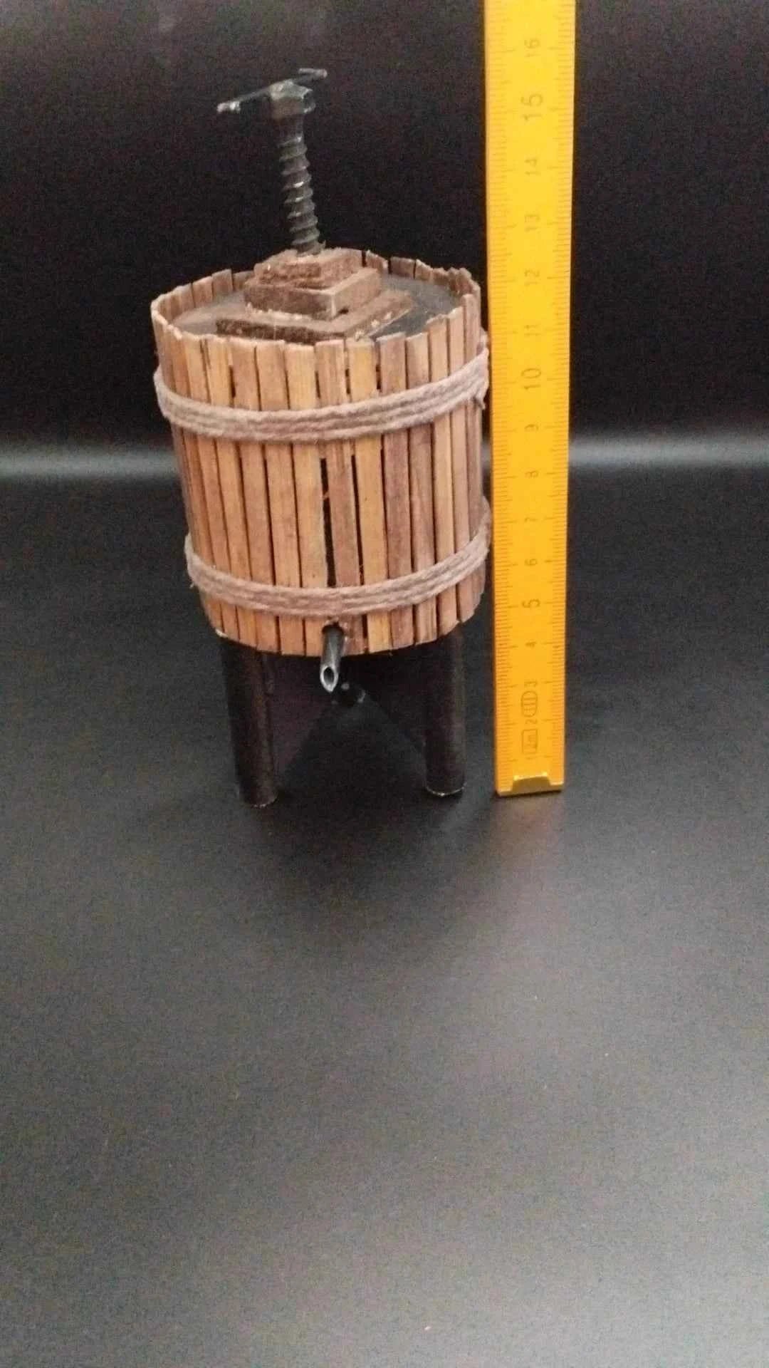 Torchio artigianale in miniatura (varie dimensioni)